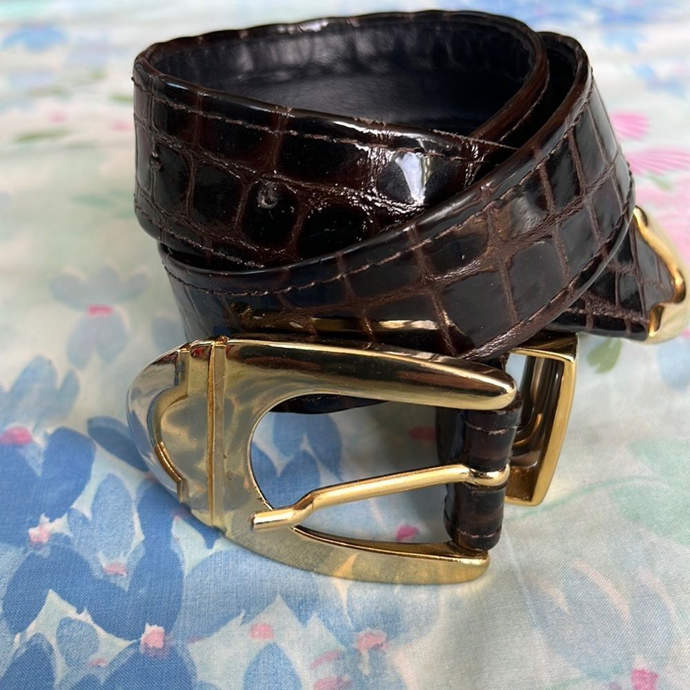 Beautiful Vintage St. Maarten Dallas Croc Belt - Small